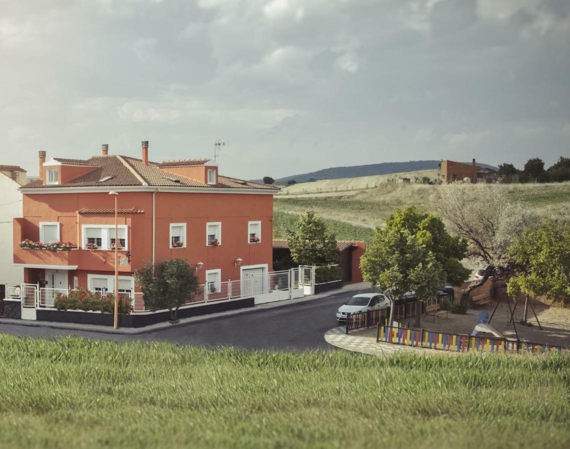 Apartamento 2 4/6 Pax Casa Rural El Sauce. A 2,5 Km De Cuenca Capital Nohales Exterior photo