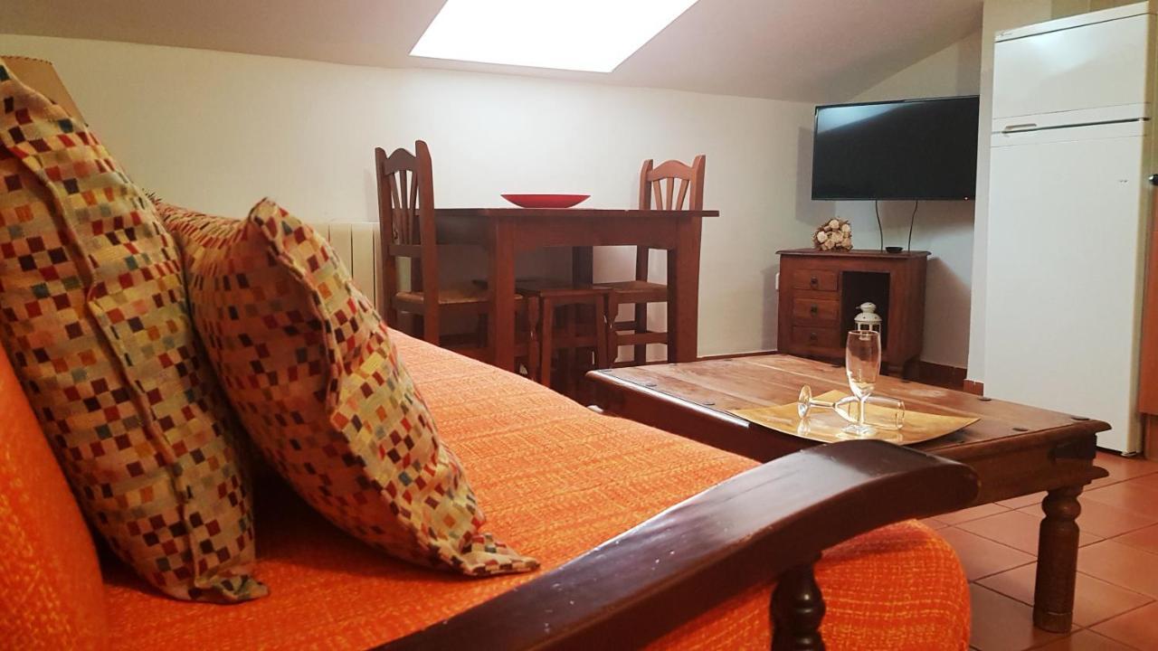 Apartamento 2 4/6 Pax Casa Rural El Sauce. A 2,5 Km De Cuenca Capital Nohales Exterior photo